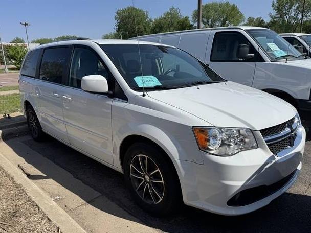 DODGE GRAND CARAVAN 2017 2C4RDGCGXHR558579 image DODGE GRAND CARAVAN 2017 2C4RDGCGXHR558579 image